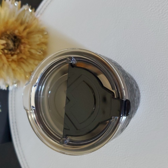 Black Leopard Tumbler ✨️ - Picture 2 of 6